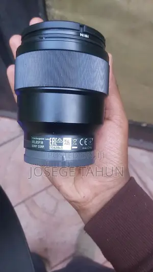 Photo - Sony 85mm F1.8