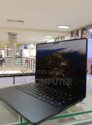 New Apple MacBook Pro 2023 M3 Max 14-Inch 18GB Apple M3 Pro SSD 512GB