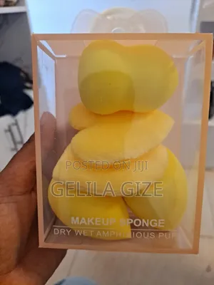 Photo - Makeup Sponge Set (5 Pieces )