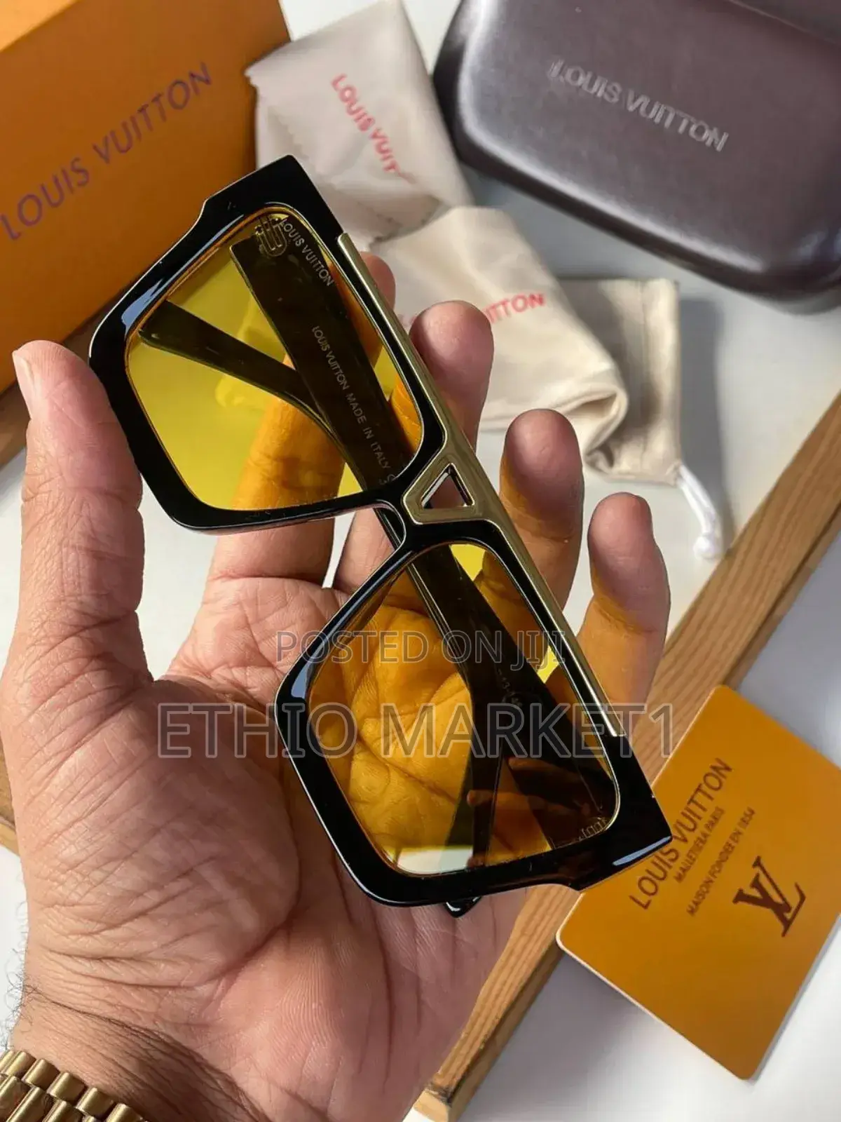 Louis Vuitton Unisex Model Sunglassess
