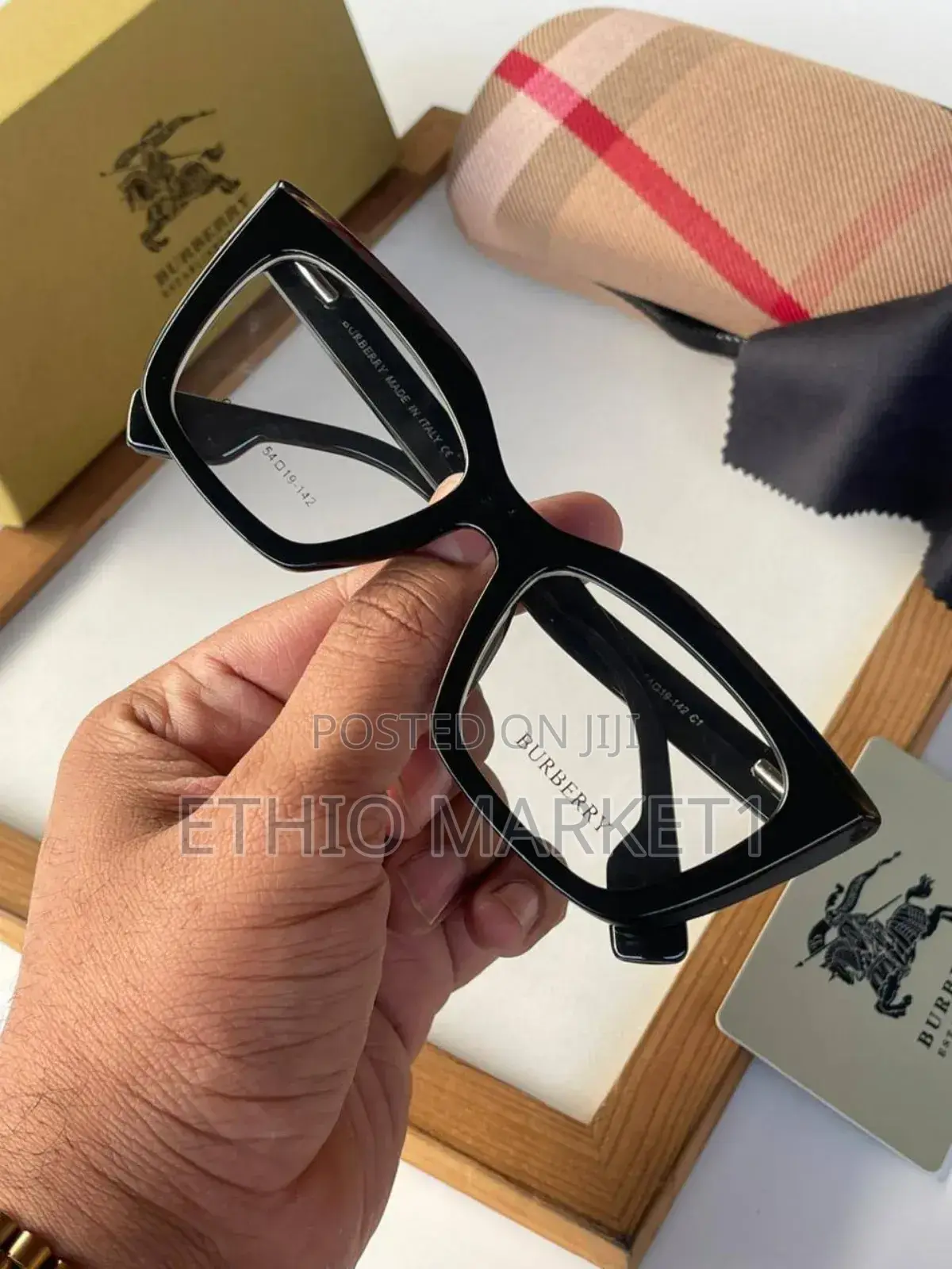 Burberry Transparent Lens Unisex Model Sunglasses