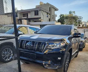 Photo - New Toyota Land Cruiser Prado 2023 Black