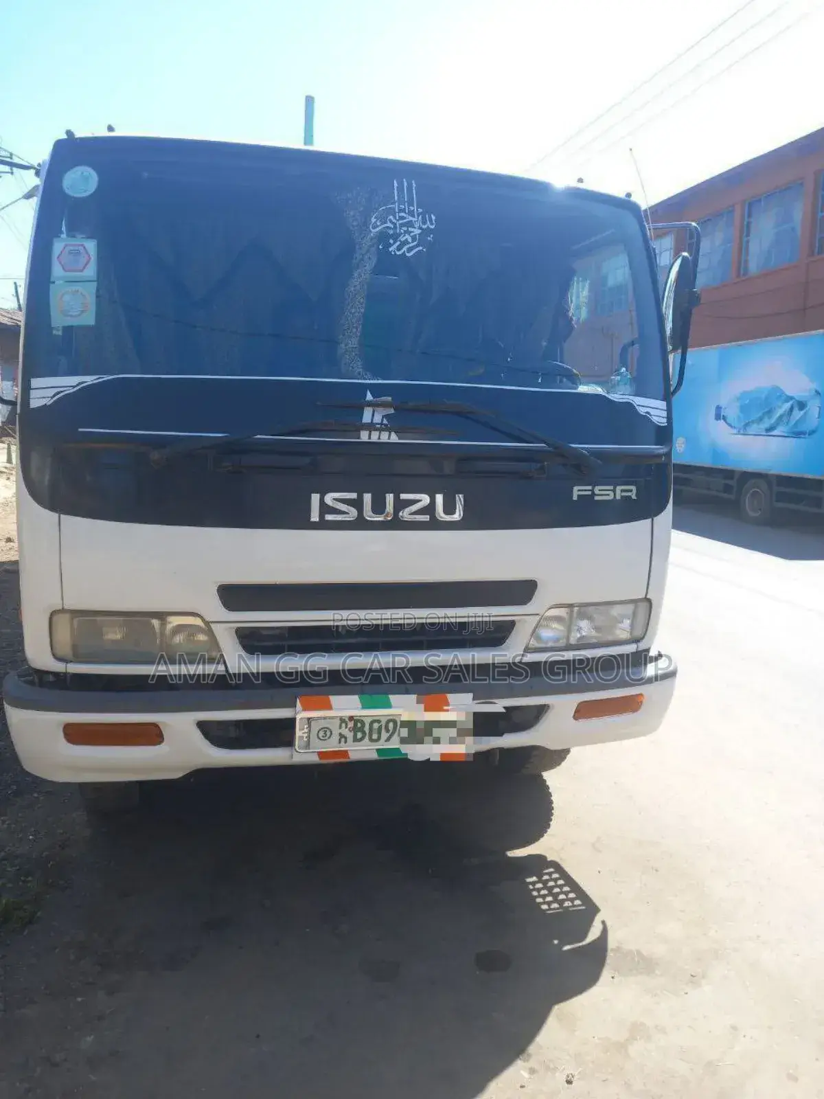 FSR Isuzu. 2020. Model