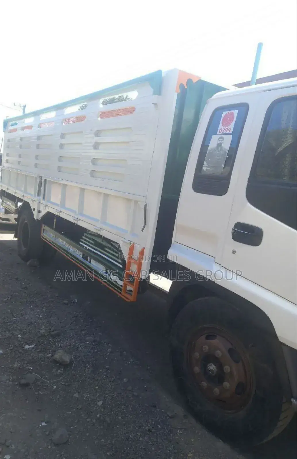 FSR Isuzu. 2020. Model