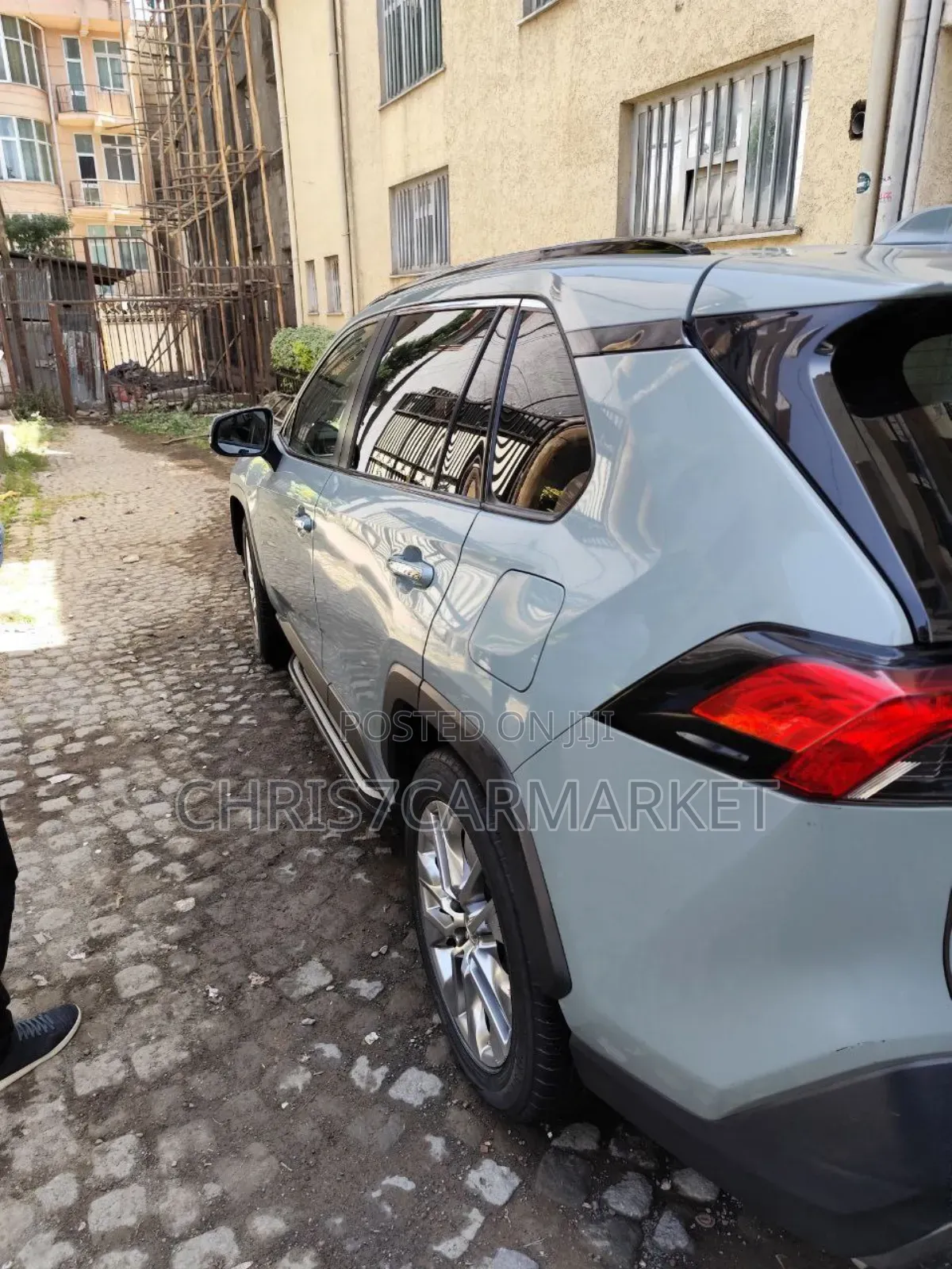 Toyota RAV4 Limited AWD 2019 Green