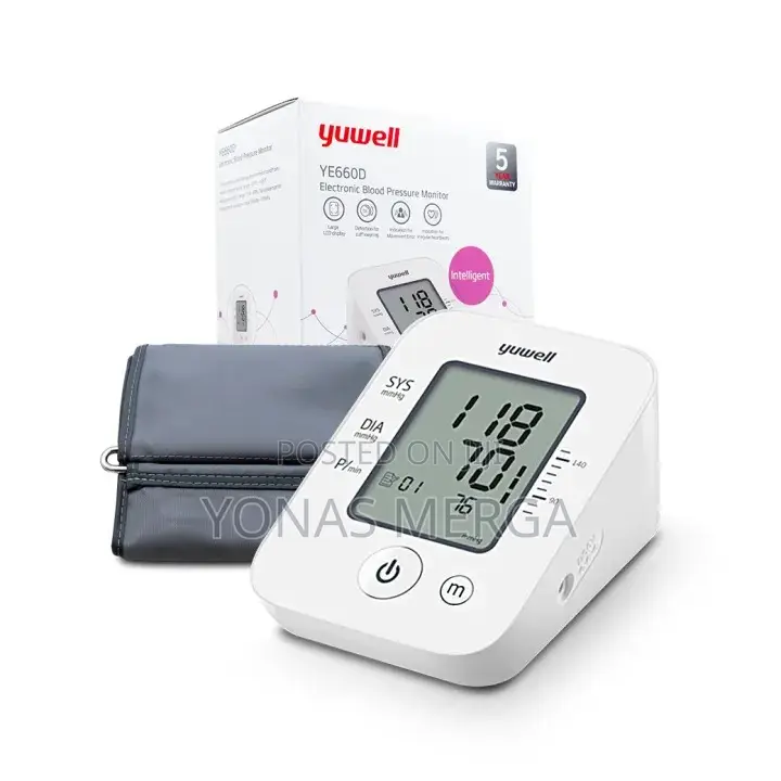 Blood Pressure Monitor旨360-degree Zipper For Easy Access.