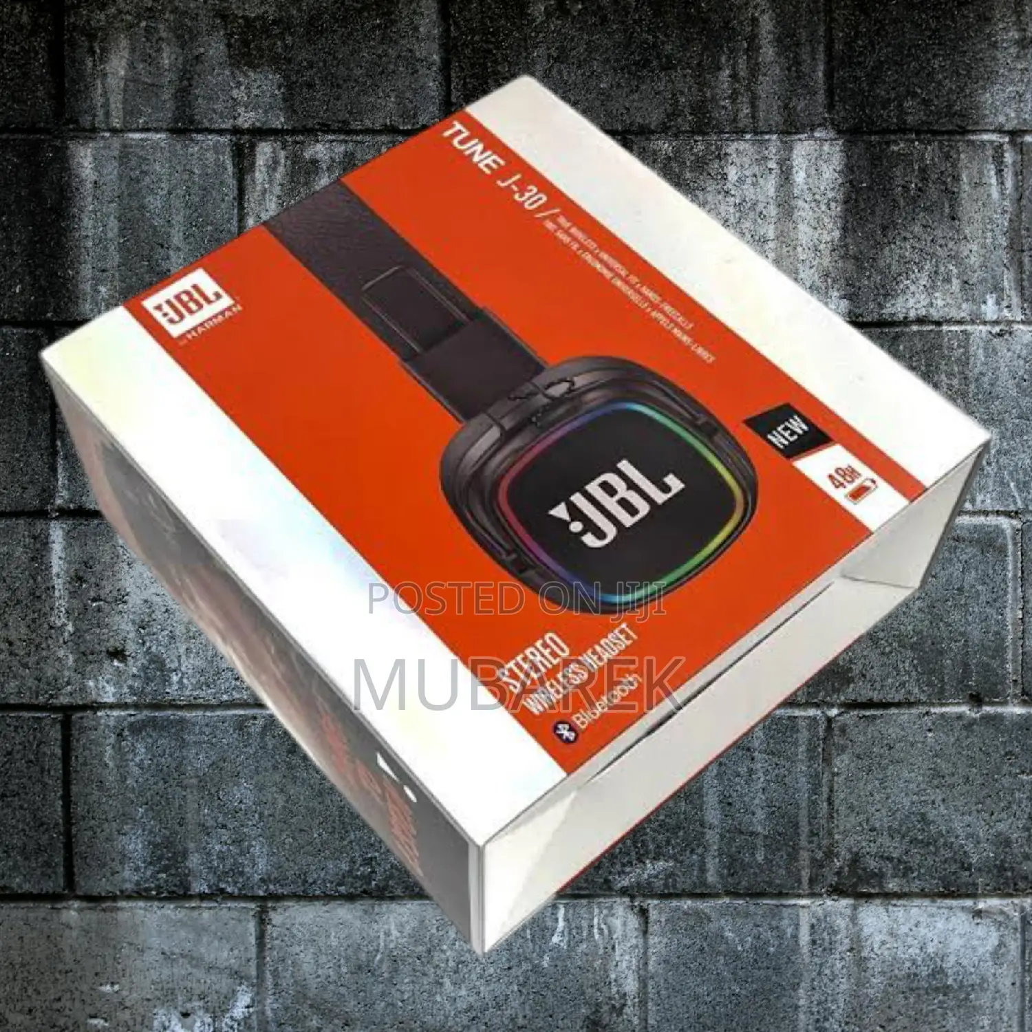 JBL TUNE J-30 Versatile Listening Options