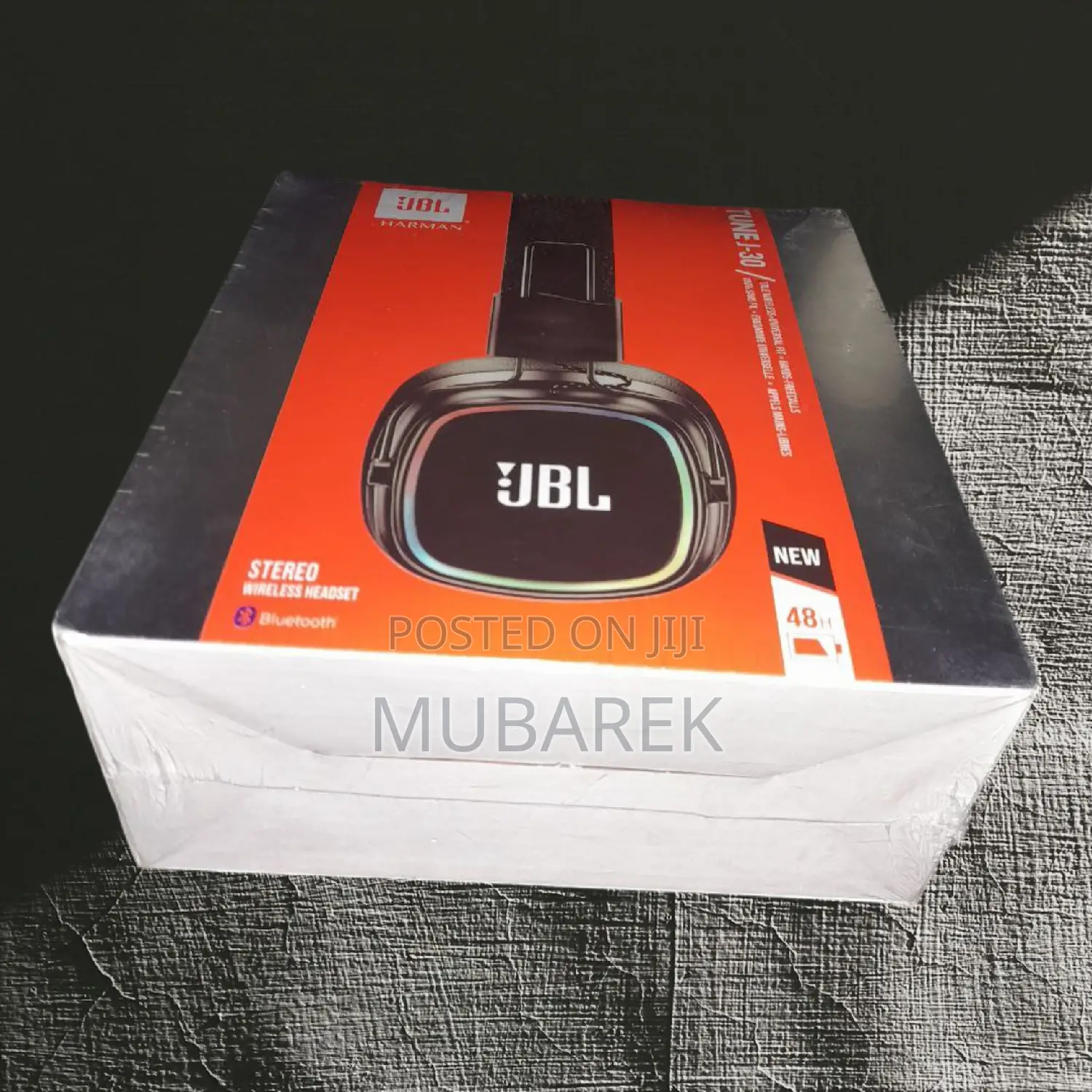 JBL TUNE J-30 Ideal for Gaming Sessions