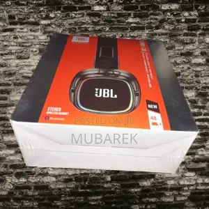 Photo - JBL TUNE J-30 Immersive Audio Experience