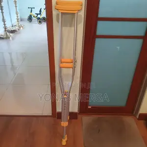Photo - Crutches器axillary Crutch YCH-7021
Adultheight-Adjustable