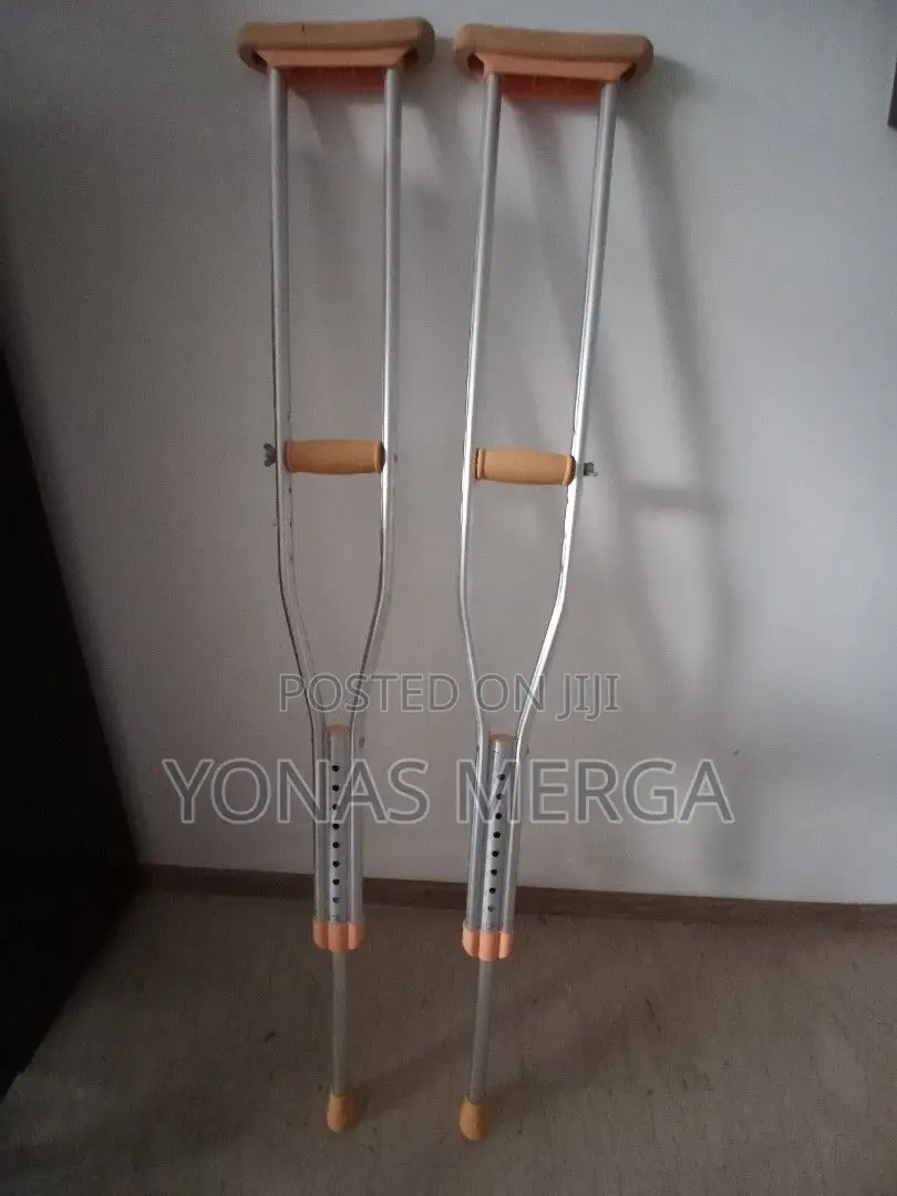 ቴራፒ ክራንች雀ለስብራት Crutches鵡medline Crutches Health in Home Page