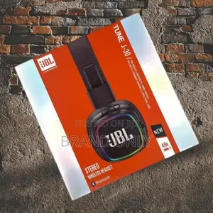 Photo - JBL TUNE J-30 Multi-Functional Use Cases