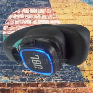 Photo - JBL TUNE J-30 Exceptional Battery Performance