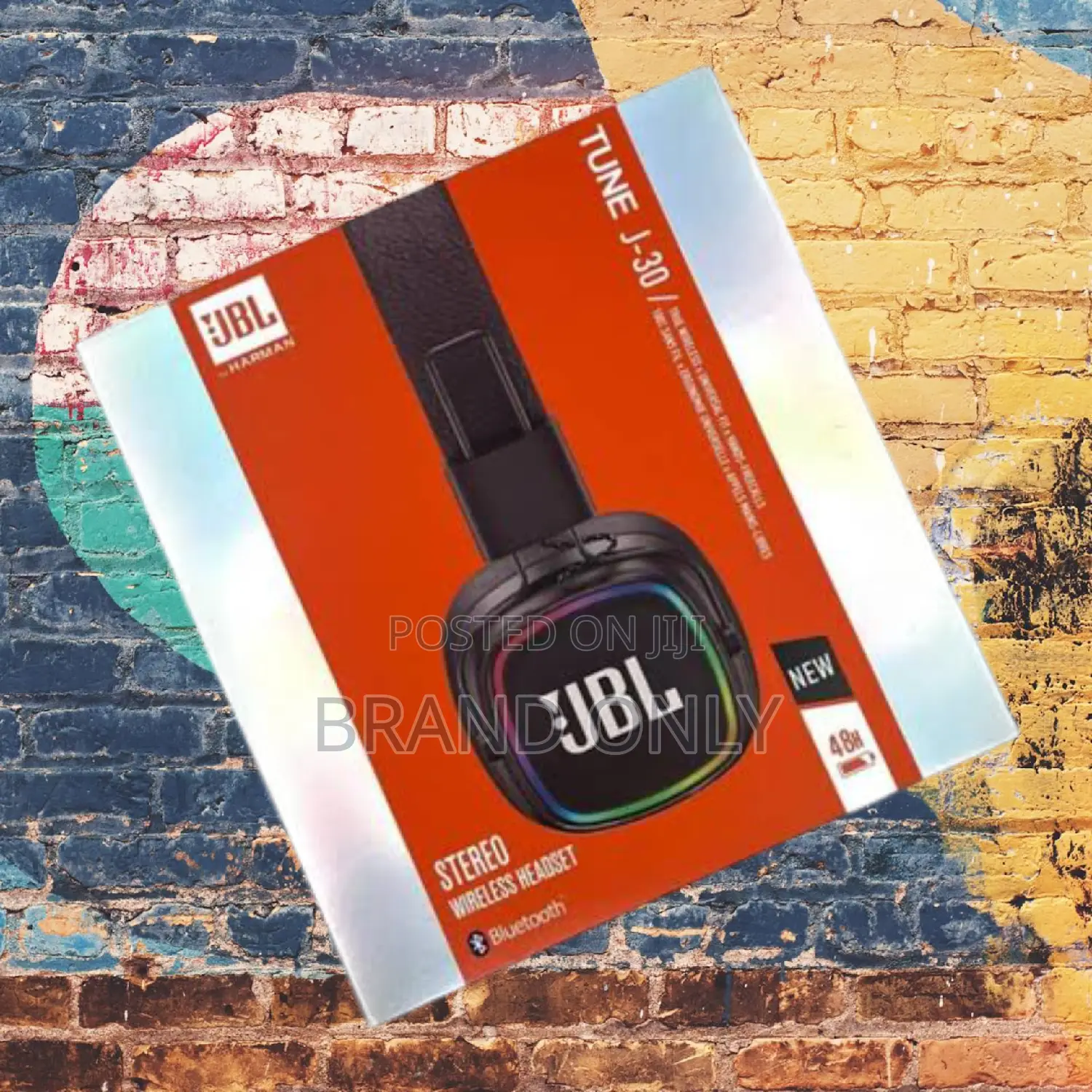 JBL TUNE J-30 User-Friendly Controls Layout