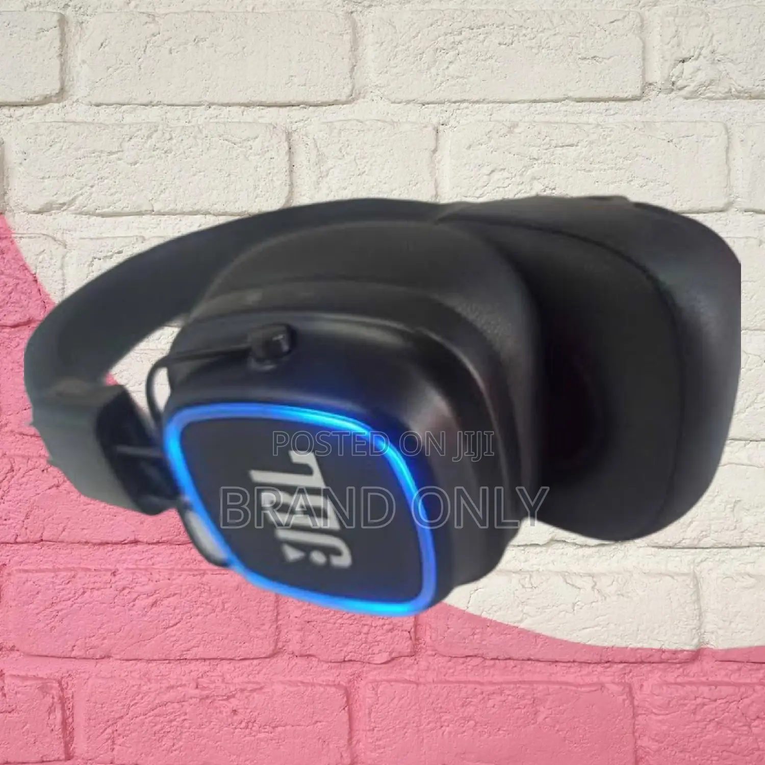 JBL TUNE J-30 Premium Sound at Affordable Price