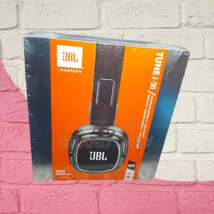 Photo - JBL TUNE J-30 Gentle Comfort Fit Design