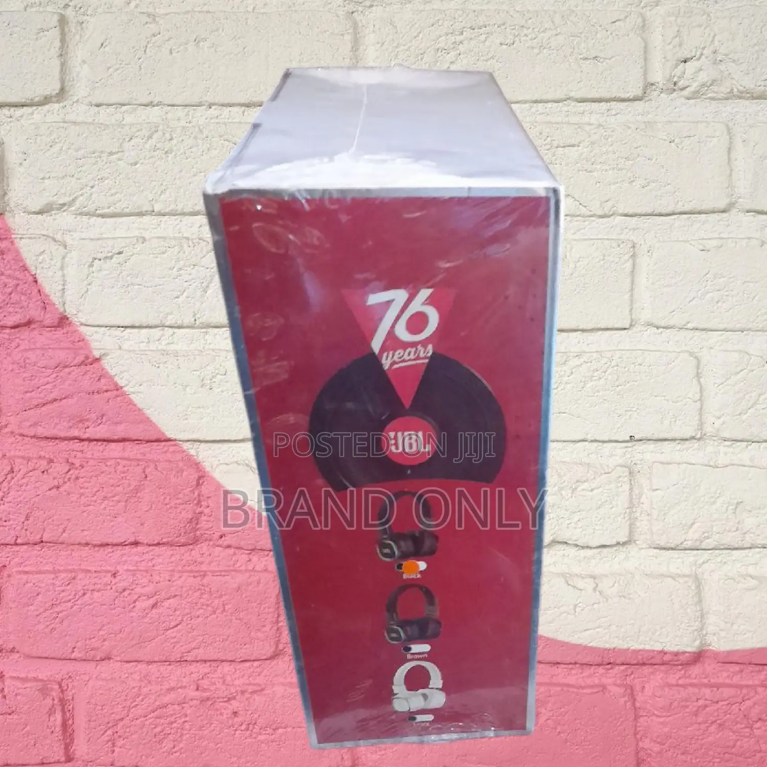 JBL TUNE J-30 Gentle Comfort Fit Design