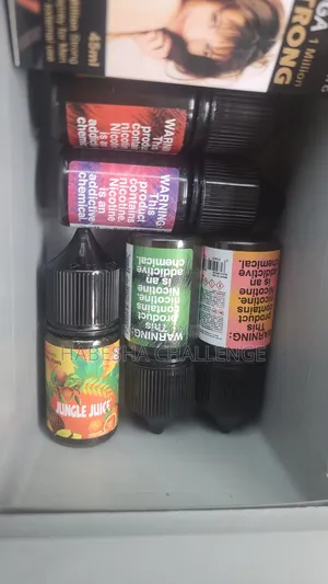 Photo - Vape Oil and Puff