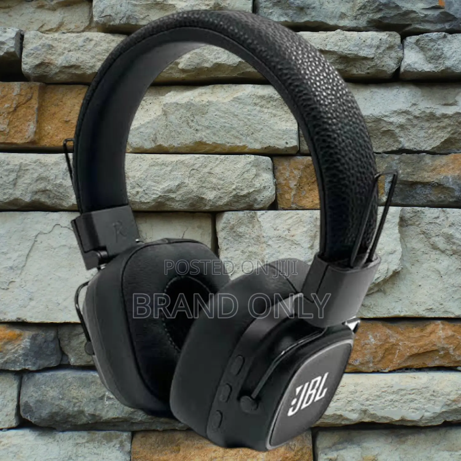 JBL TUNE J-30 Gentle Stylish and Trendy Look