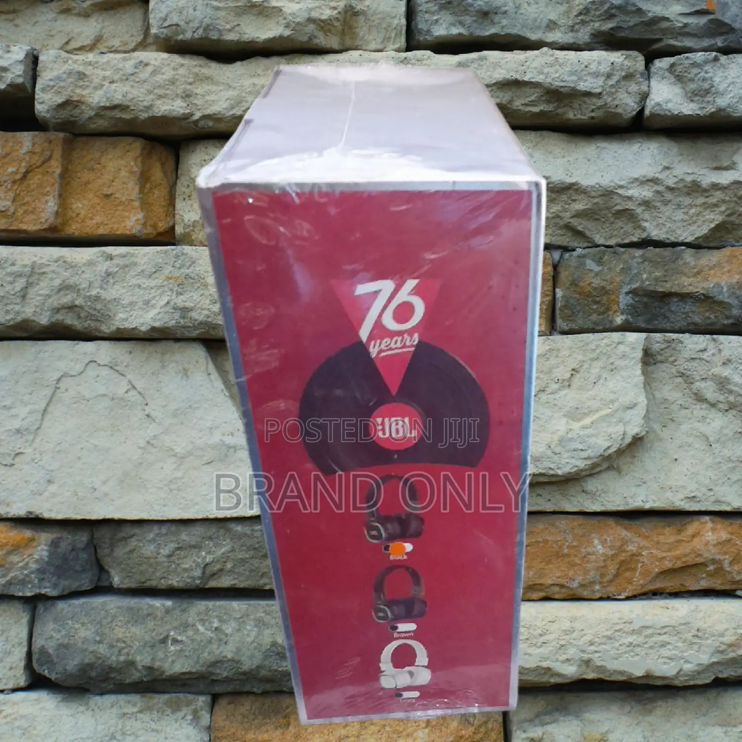 JBL TUNE J-30 Gentle Versatile Listening Options