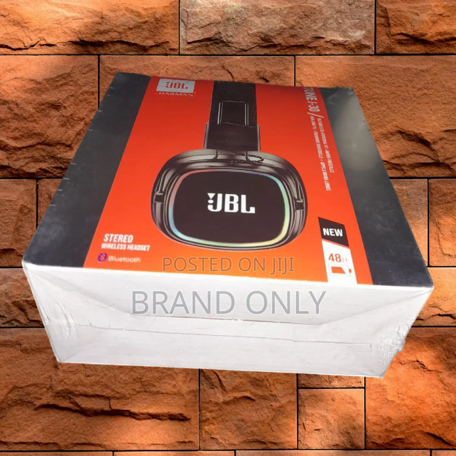 JBL TUNE J-30 Gentle Great for Outdoor Activities