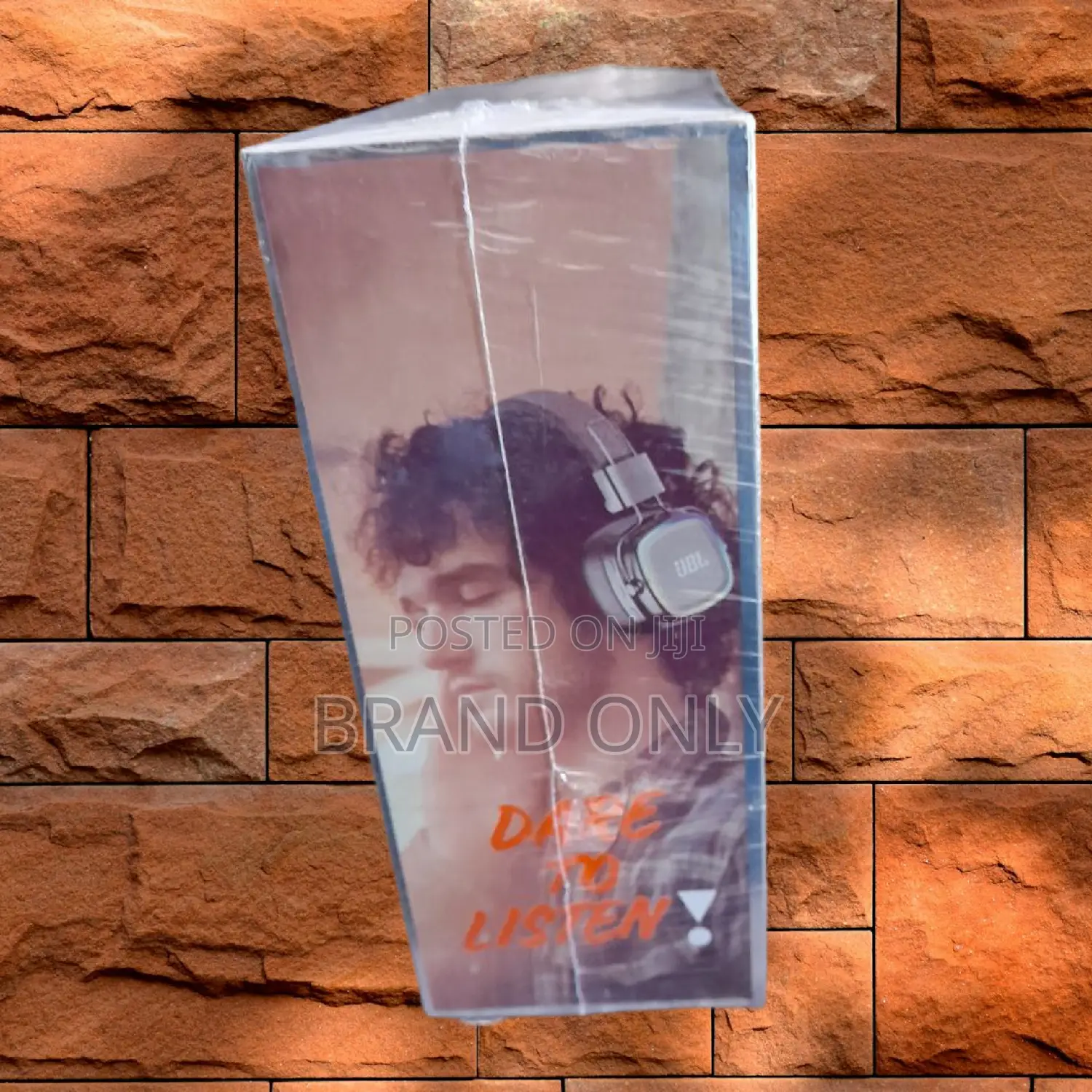 JBL TUNE J-30 Gentle Great for Outdoor Activities