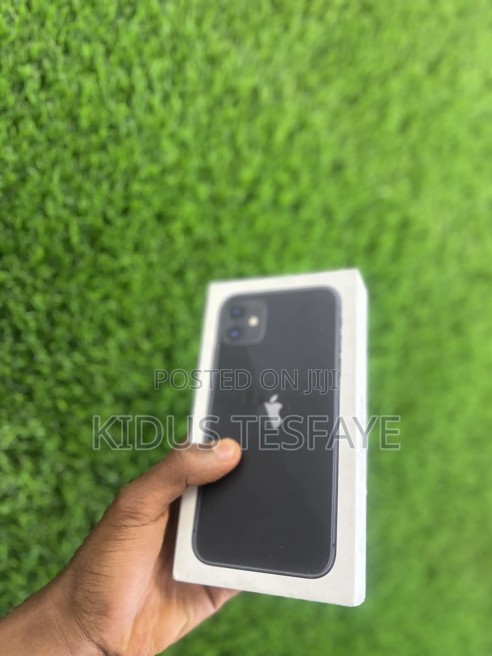 New Apple iPhone 11 128 GB Black