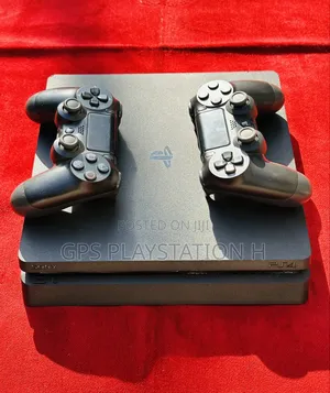 Photo - Playstation 4 Jealbreak Yfelege Ydewl