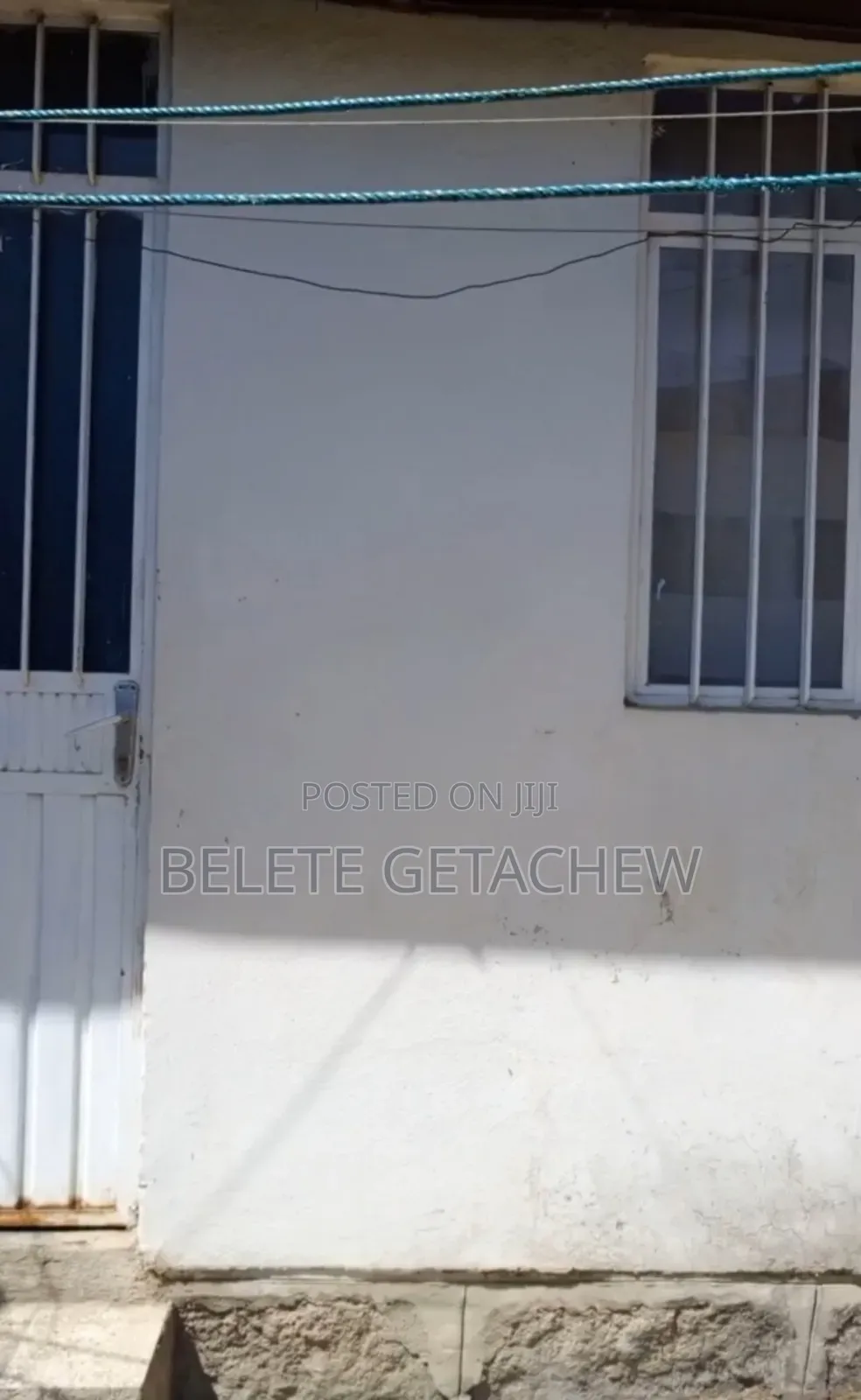 3bdrm Villa in Saris, Old Villa, Nifas Silk-Lafto for sale