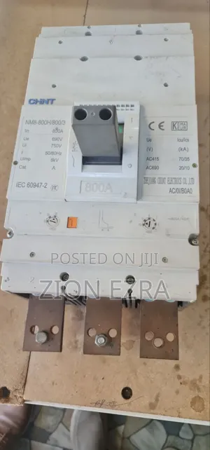 Photo - 800ampers Circuit Breaker
