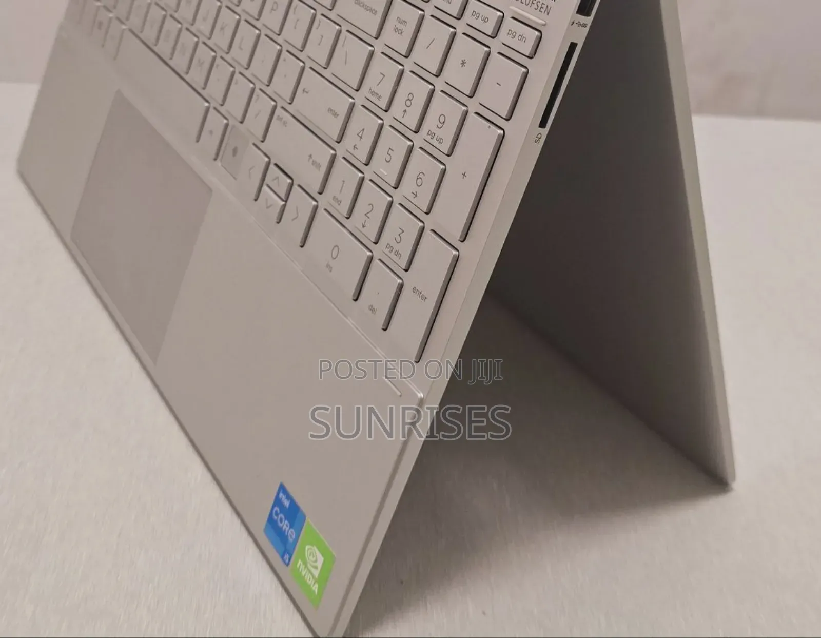 New Laptop HP Envy X360 16GB Intel Core I5 SSD 512GB