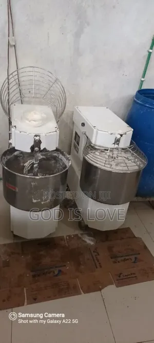 ሙሉ የዳቦ ቤት ማሽኖች