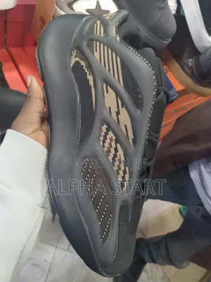 Photo - Original Adidas Yeezy 700
