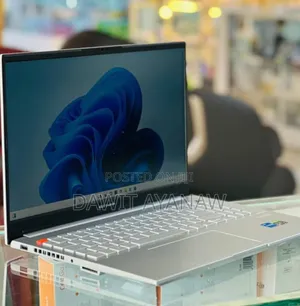 New Laptop Asus VivoBook 15 X505BA 16GB Intel Core i5 SSD 512GB