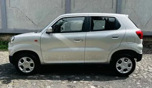 Suzuki S-Presso 2023 Silver