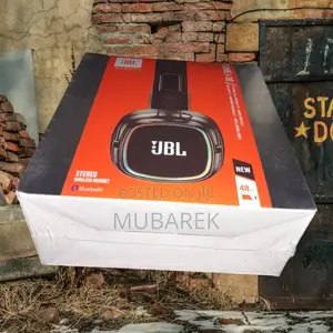 Photo - JBL TUNE J-30 Gentle Great for Podcast Listening