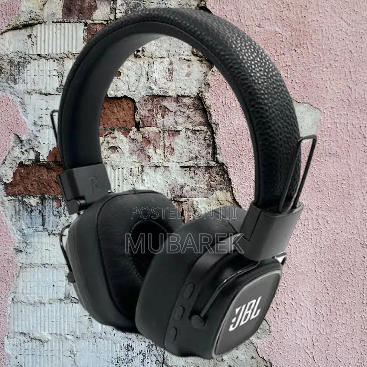 JBL TUNE J-30 Gentle Perfect for Daily Commutes