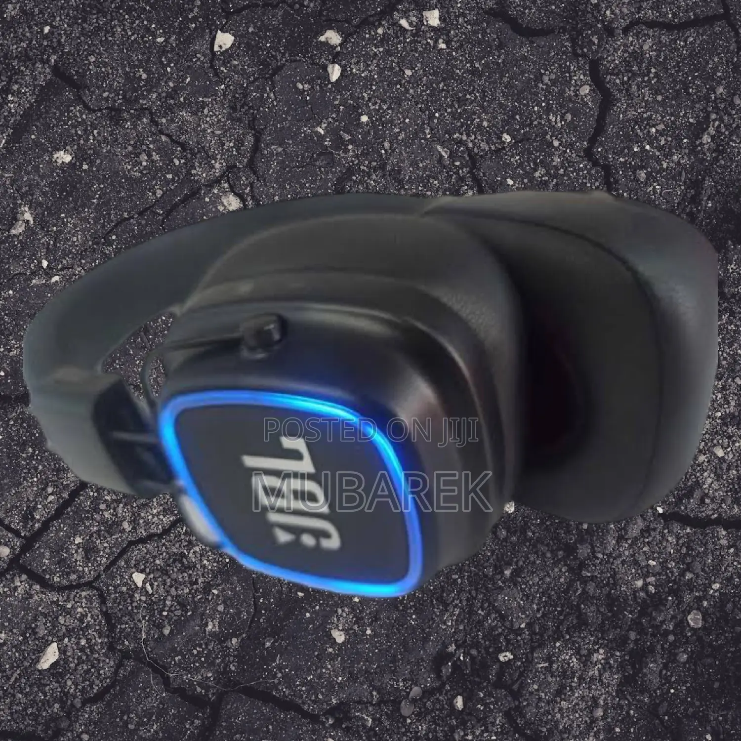 JBL TUNE J-30 Gentle User-Friendly Controls Layout