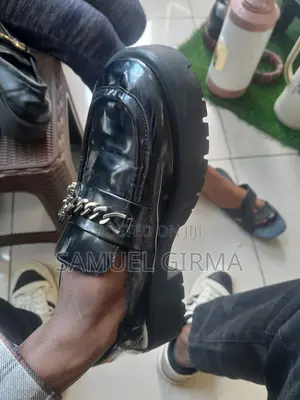 ምቹና አስተማማኝ ጫማዎች