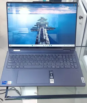 New Laptop Lenovo Yoga 7i 16GB Intel Core I7 SSD 512GB