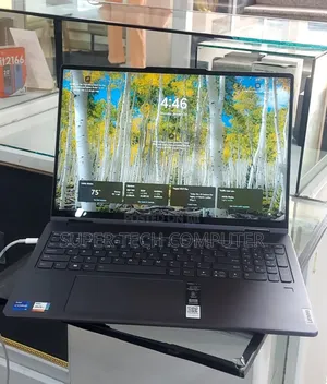 New Laptop Lenovo Yoga 7i 16GB Intel Core I7 SSD 512GB