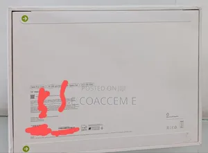 New Laptop Apple MacBook 24GB Apple M4 SSD 512GB