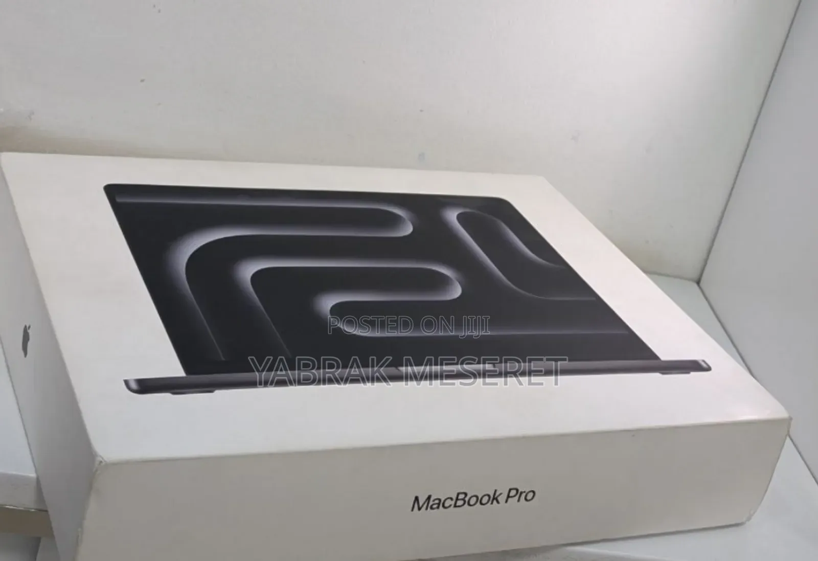 New Apple MacBook Pro 2024 M4 Max 14-Inch 24GB Apple M4 Pro SSD 512GB