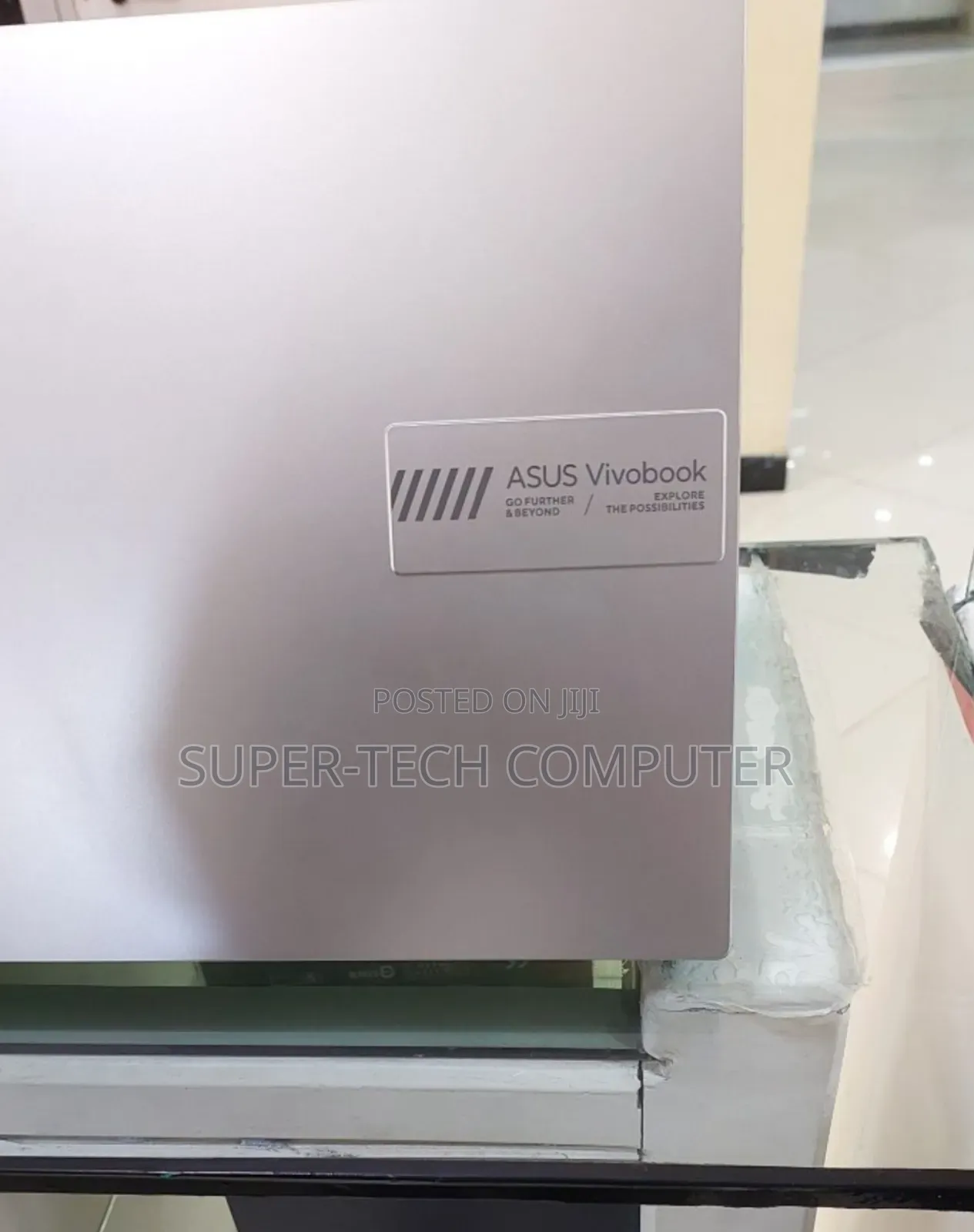 New Laptop Asus VivoBook E403NA 8GB Intel Core I3 SSD 256GB