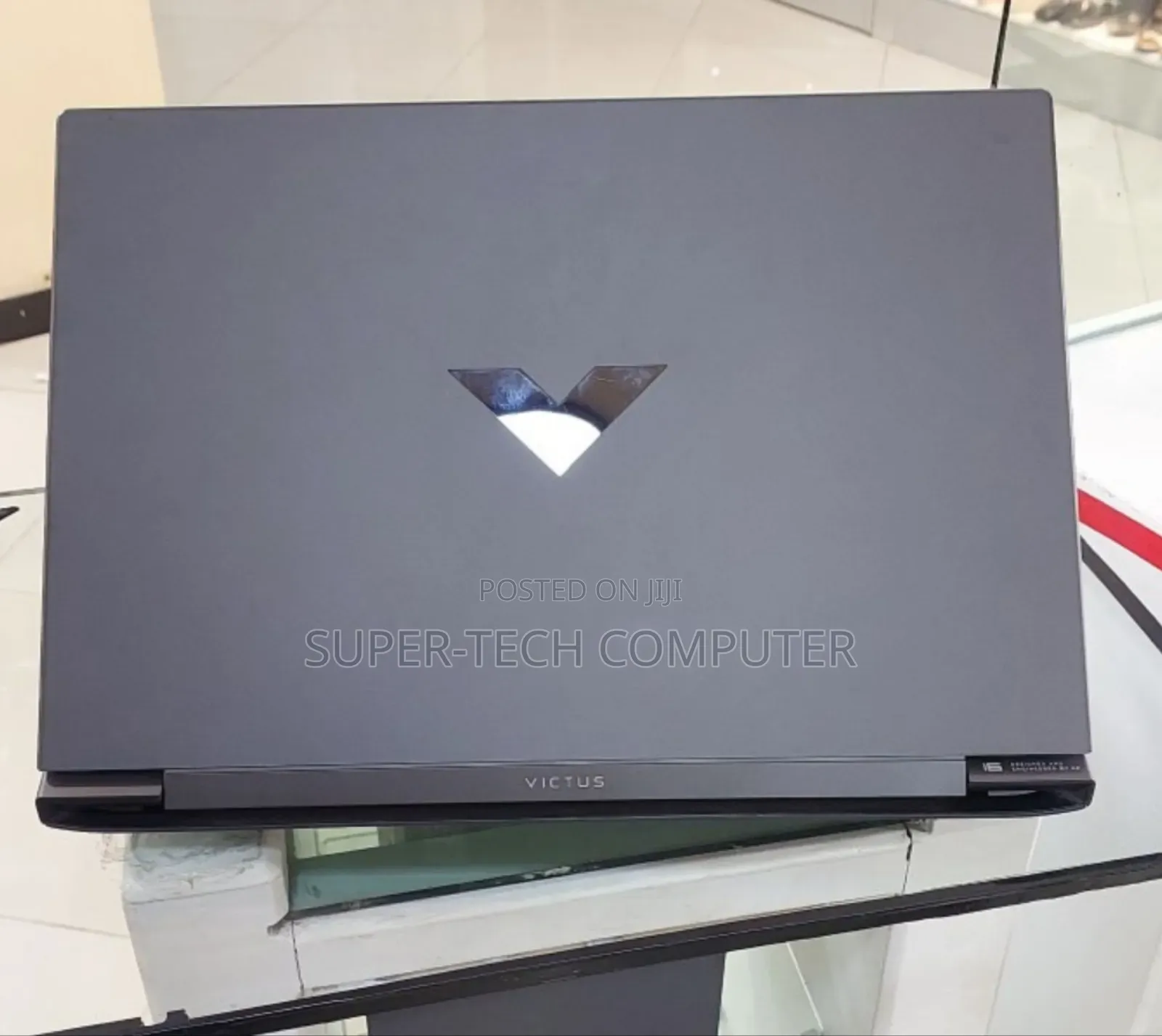 New Laptop HP Victus 16 16GB AMD Ryzen 7 SSD 1T