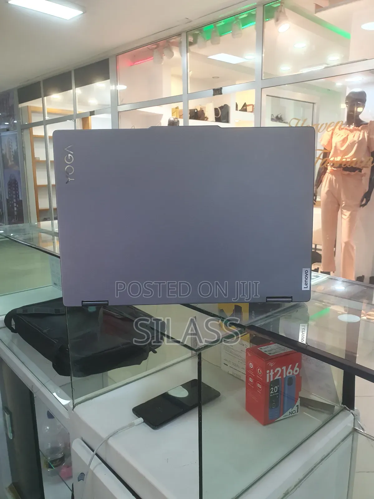 New Laptop Lenovo Yoga 7i 16GB Intel Core I7 SSD 512GB