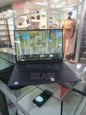 New Laptop Lenovo Yoga 7i 16GB Intel Core I7 SSD 512GB