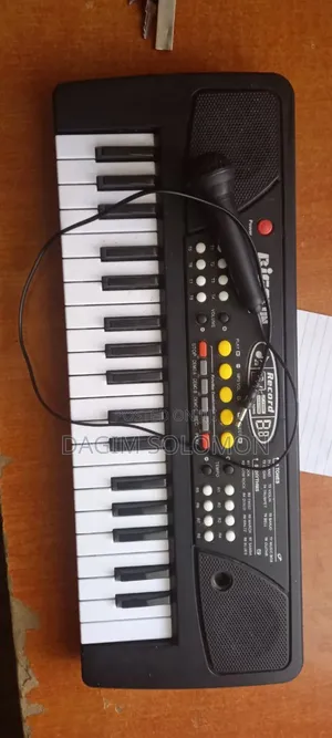 Photo - Electronic Keyboard