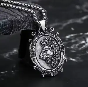 Mens Chain Necklace Lion of Judah