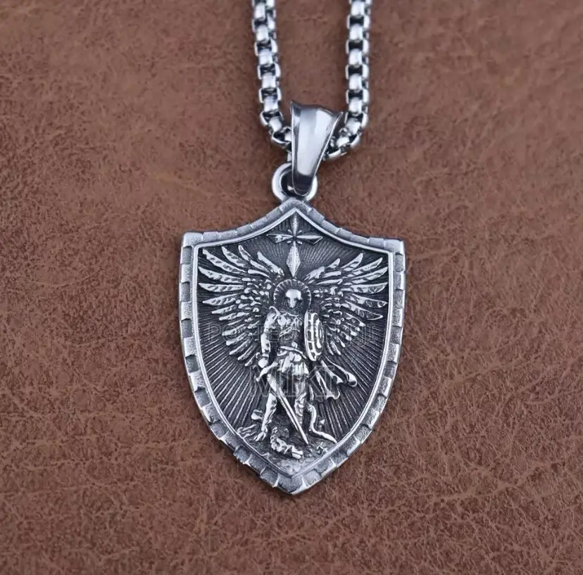 Mens Stylish St Michael Chain Necklace